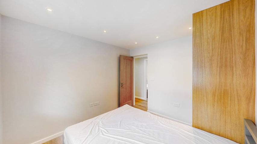 Modern Sharers Apartment Brondesbury Park, Brondesbury 
